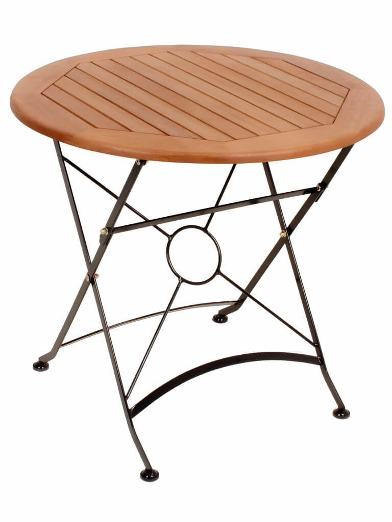 Runder Sitztisch mit Holzlatten, klappbaren schwarzen Metallbeinen und weißem Hintergrund - ideal zum Mieten von Sitzmöbeln