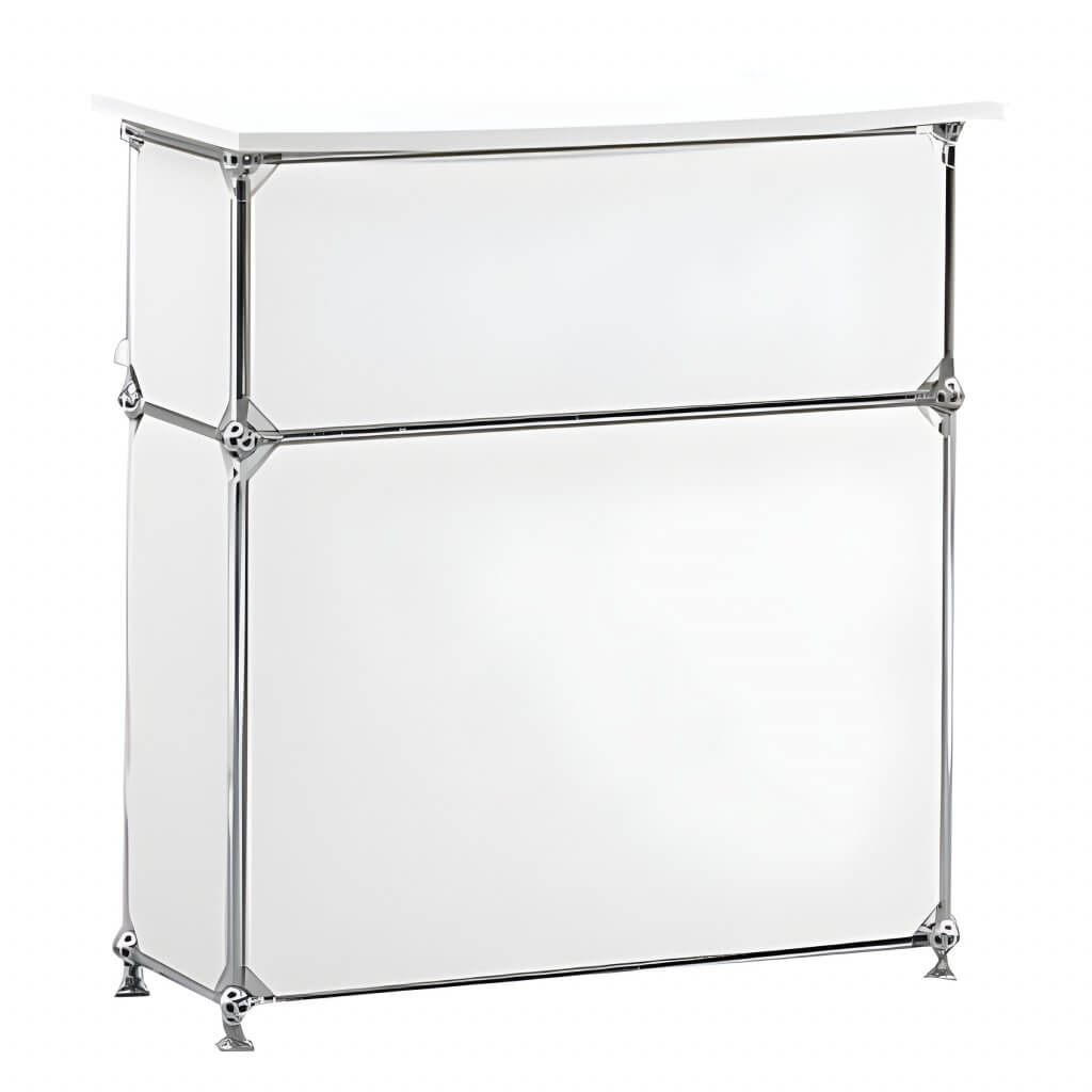 Moderner weißer Empfangstresen mit Metallrahmen und minimalistischem Design, ideal als Miettheke oder Pult für Events